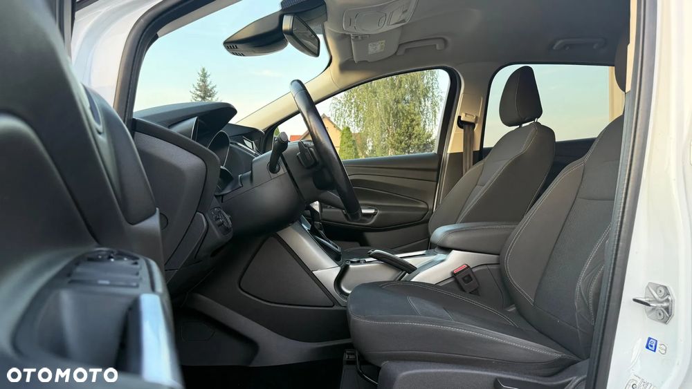 Ford Kuga 2.0 TDCi AWD Trend - 17