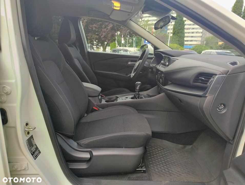 Nissan Qashqai - 14