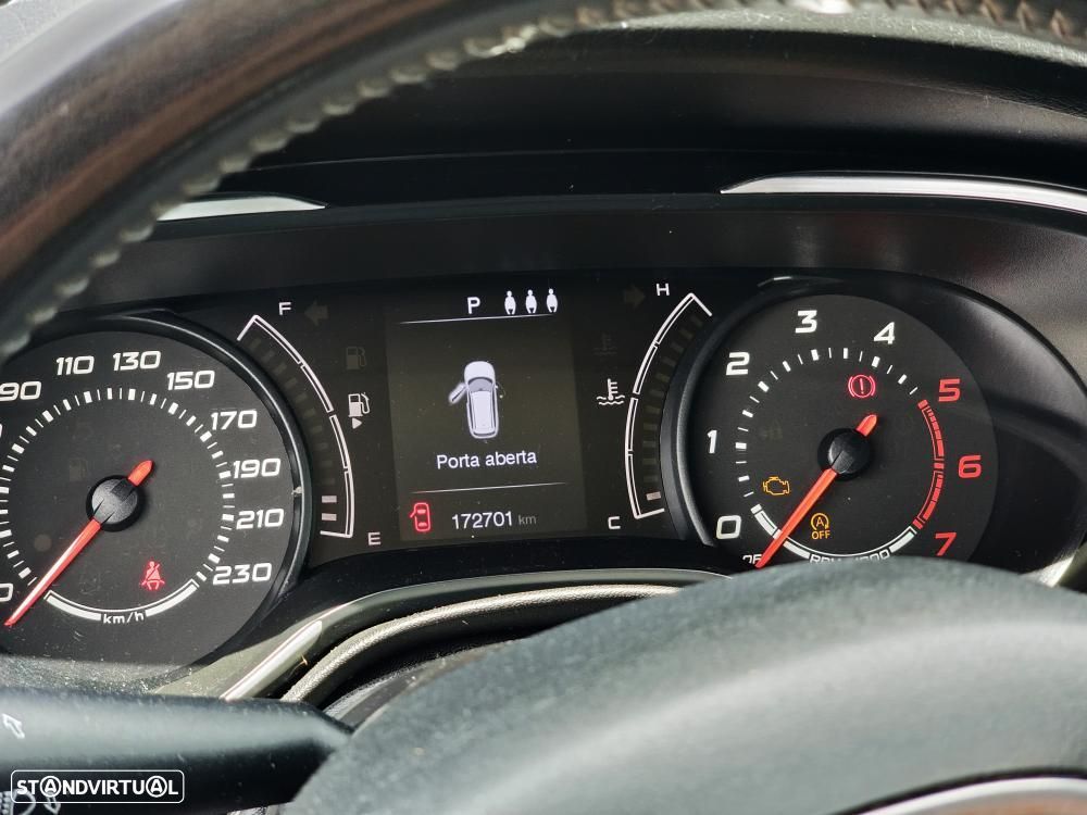 Fiat Tipo Station Wagon 1.6 M-Jet Lounge Tech DCT - 9