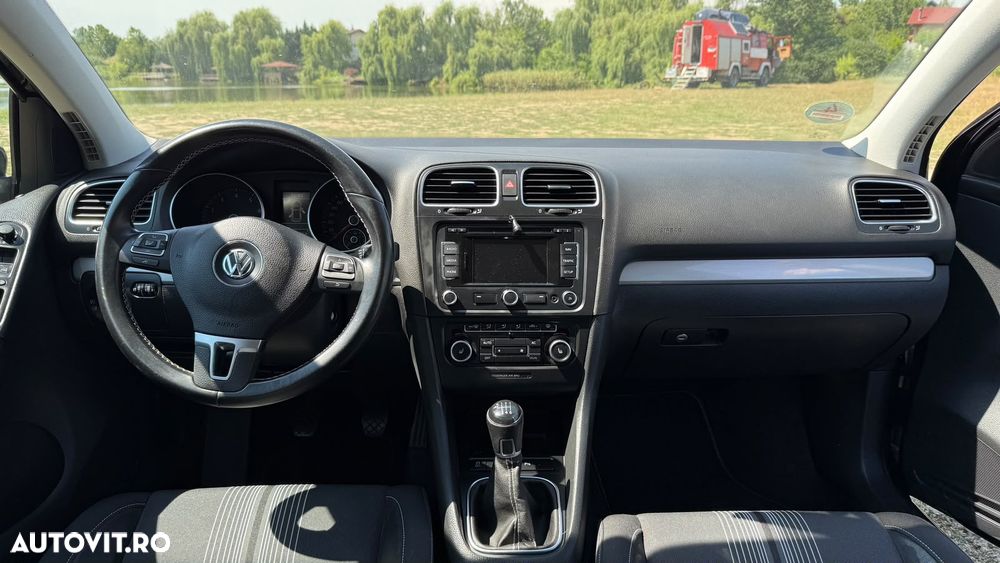 Volkswagen Golf - 14