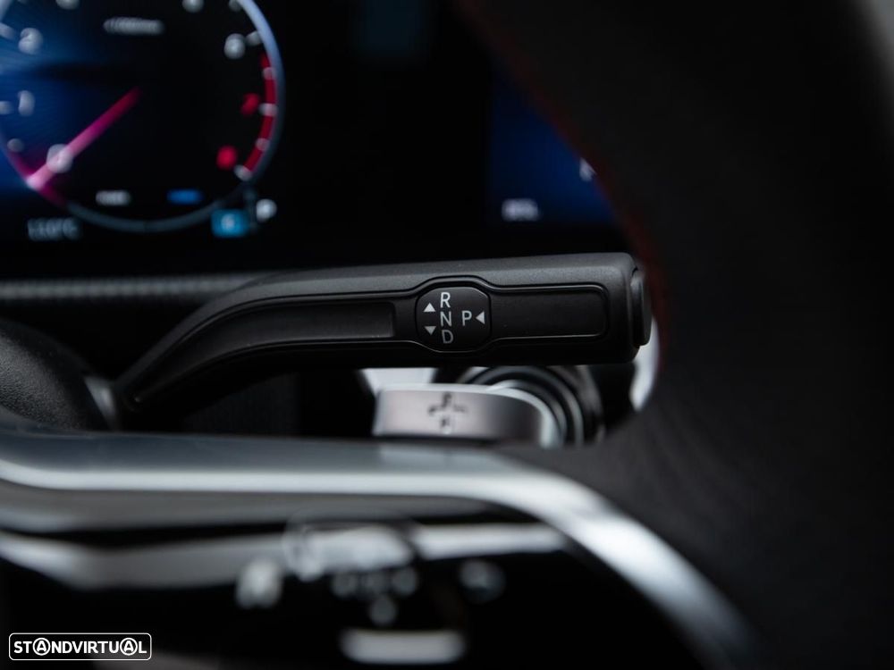 Mercedes-Benz A 200 7G-DCT AMG Line - 19