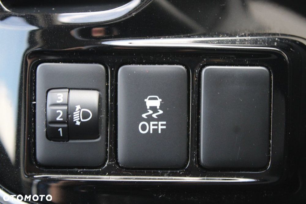 Mitsubishi Outlander - 30
