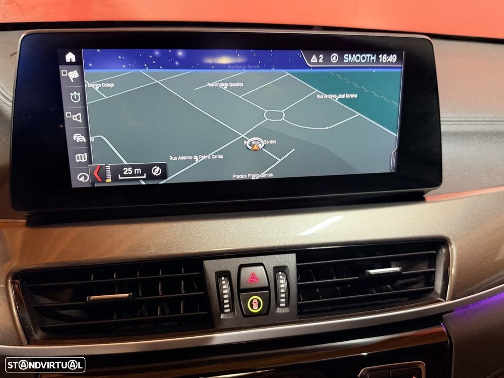 BMW X1 sDrive18i xLine - 12