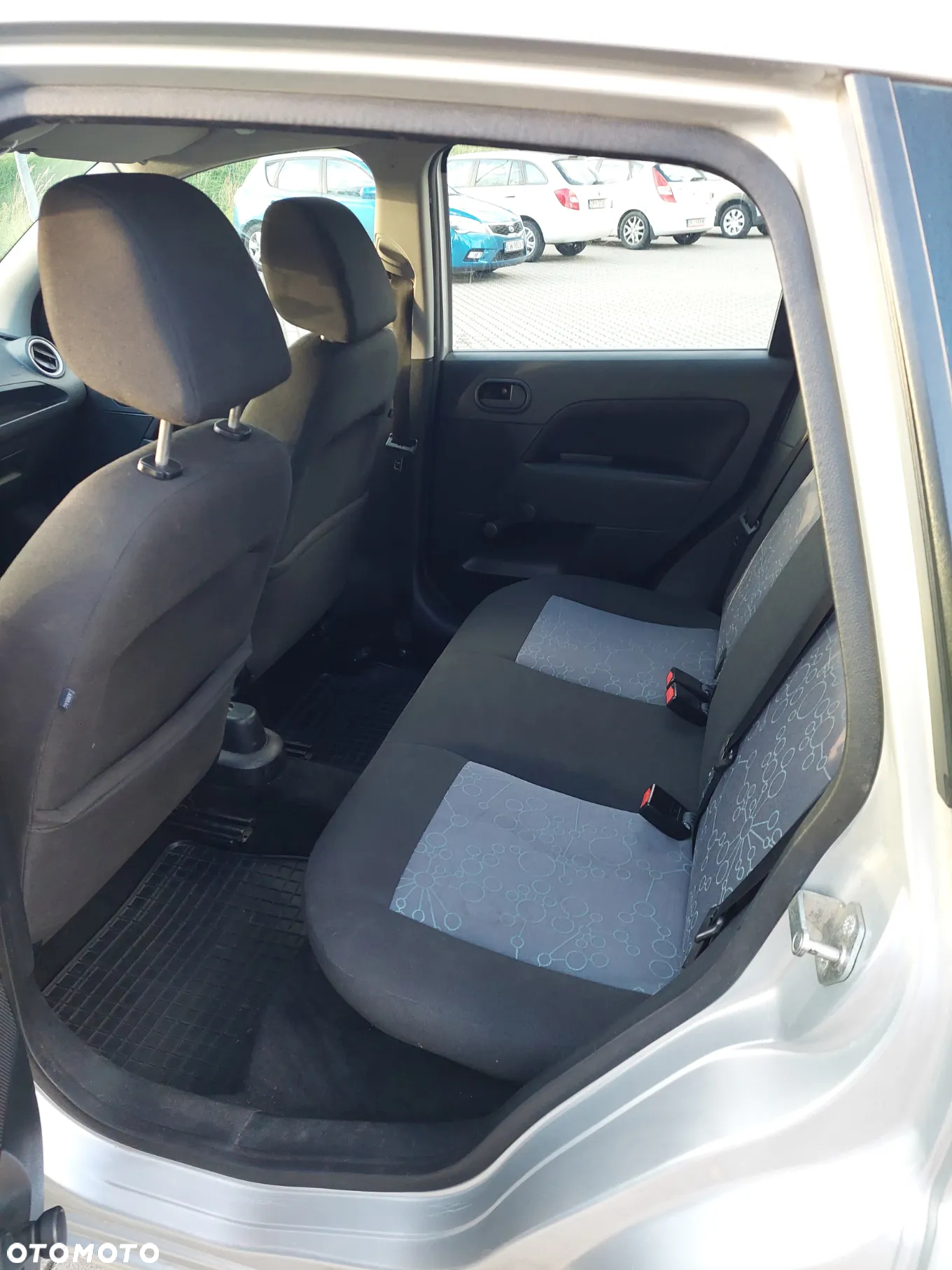 Ford Fiesta 1.3 - 9