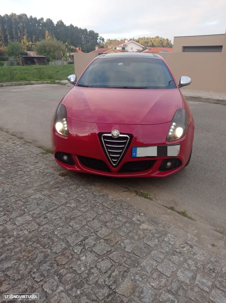 Alfa Romeo Giulietta 2.0 JTDM 16V - 1