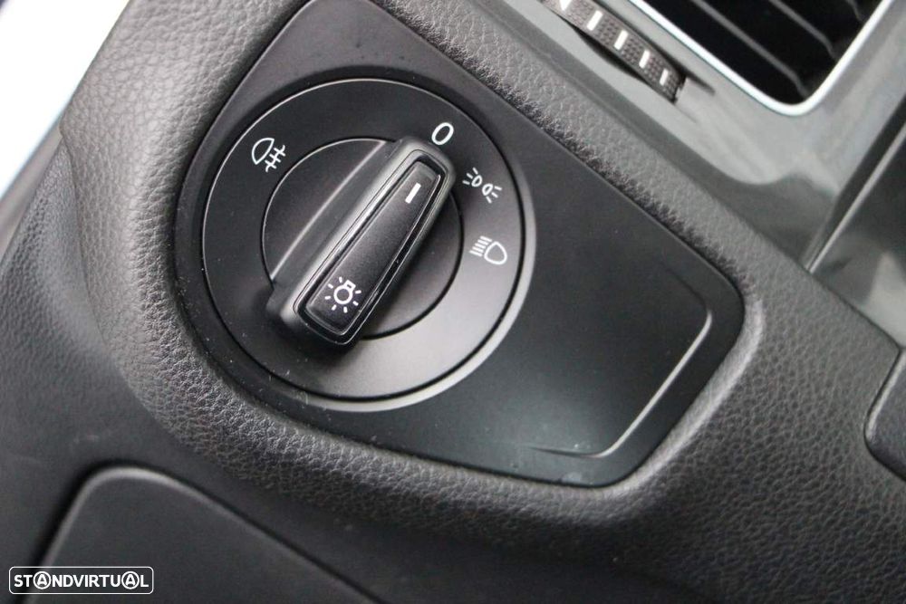 VW Golf 1.6 TDI Trendline - 16