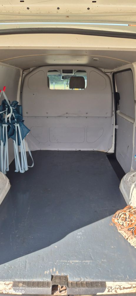 Volkswagen Transporter - 10