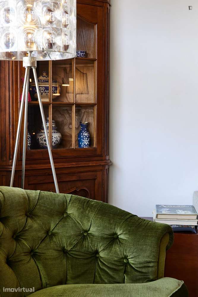 Quarto - localizado em Algés Lisbon - Grande imagem: 5/35