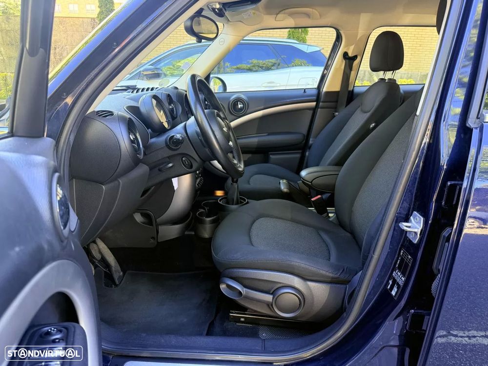 MINI Countryman Cooper D - 10