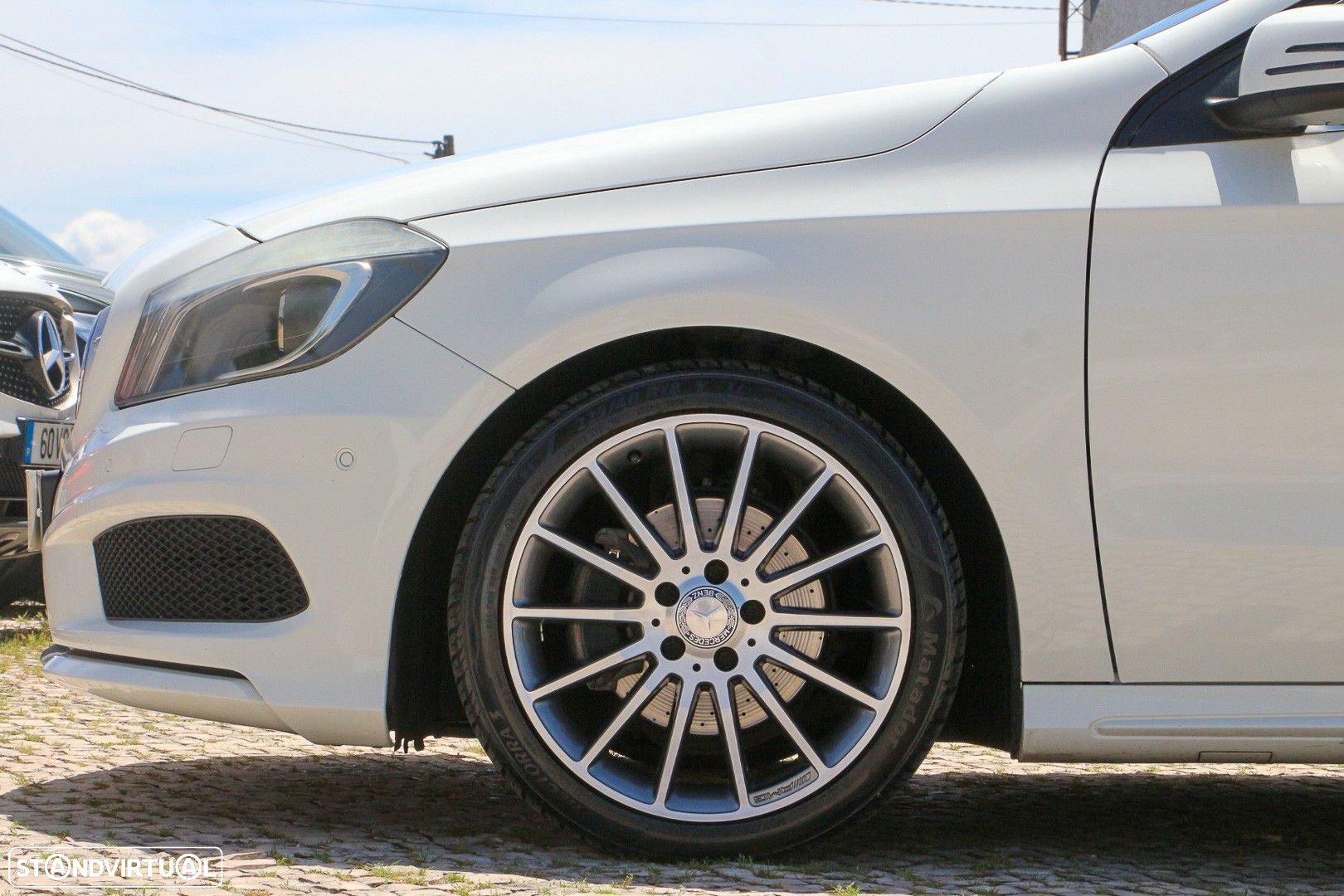Mercedes-Benz A 200 CDi BE AMG Line - 9