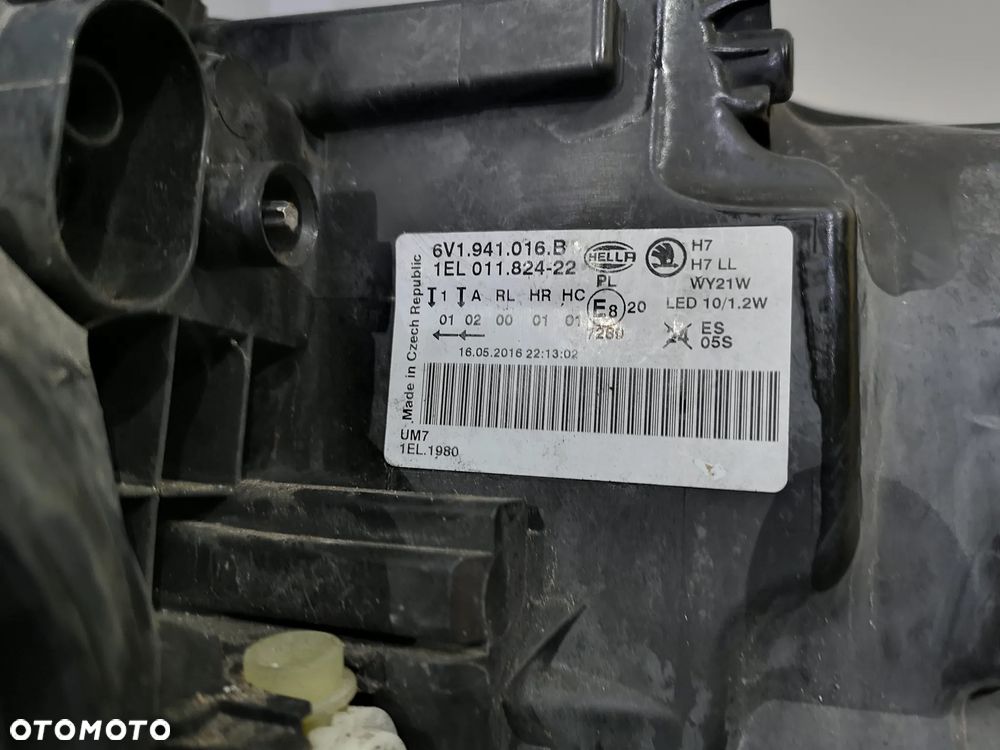 Lampa Prawa Skoda FABIA III 6V1 Soczewka Zwykła Led Przed Lift Przód Przednia - 8