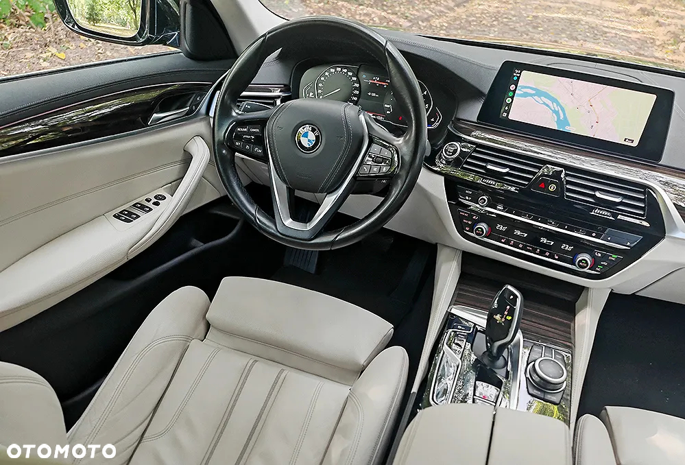 BMW Seria 5 520d Luxury Line sport - 25