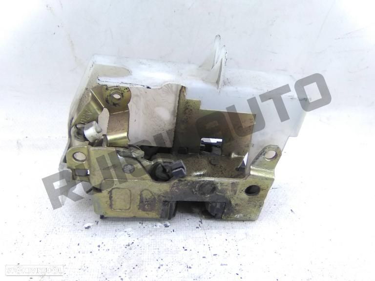 Fechadura Porta Trás Esquerda  Renault Clio Ii [1998_2012] 1.5 - 2