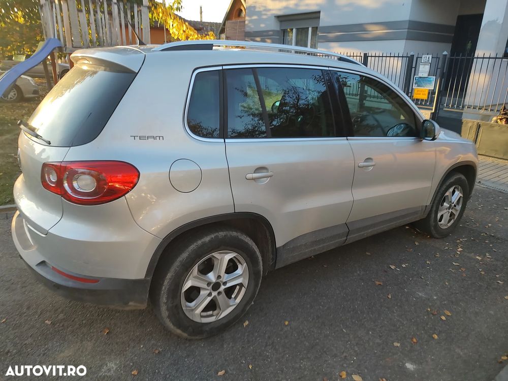Volkswagen Tiguan 2.0 TDI DPF 4Motion DSG Team - 3
