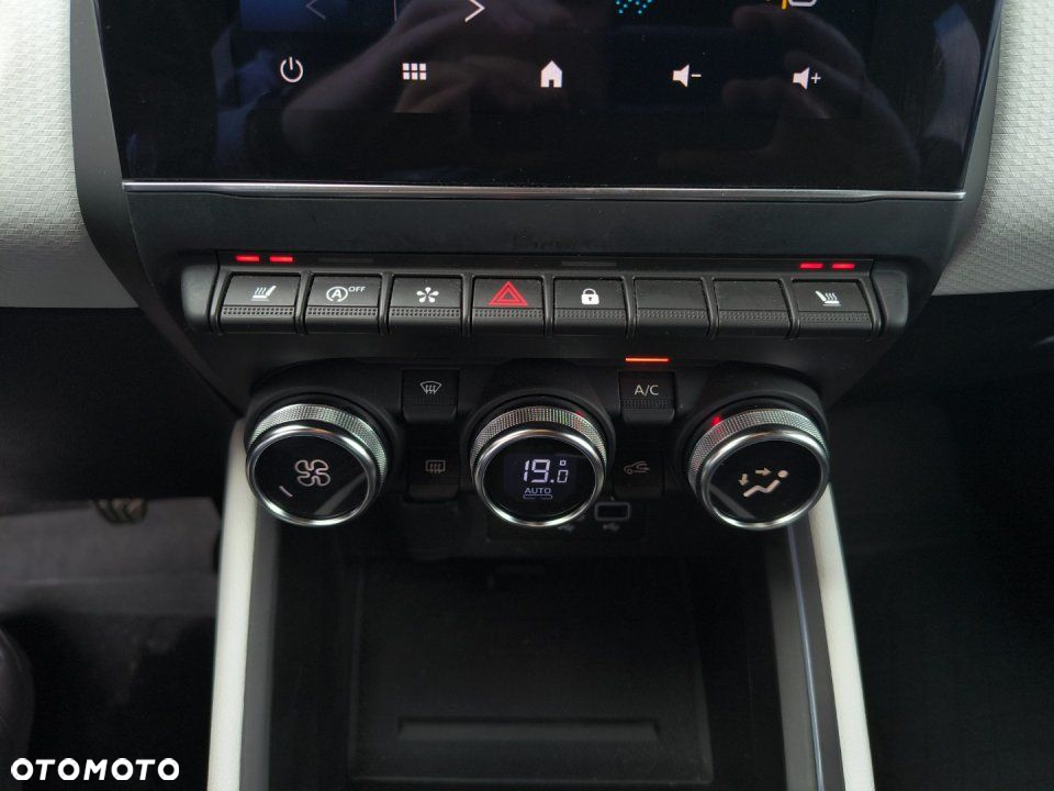 Renault Clio - 27