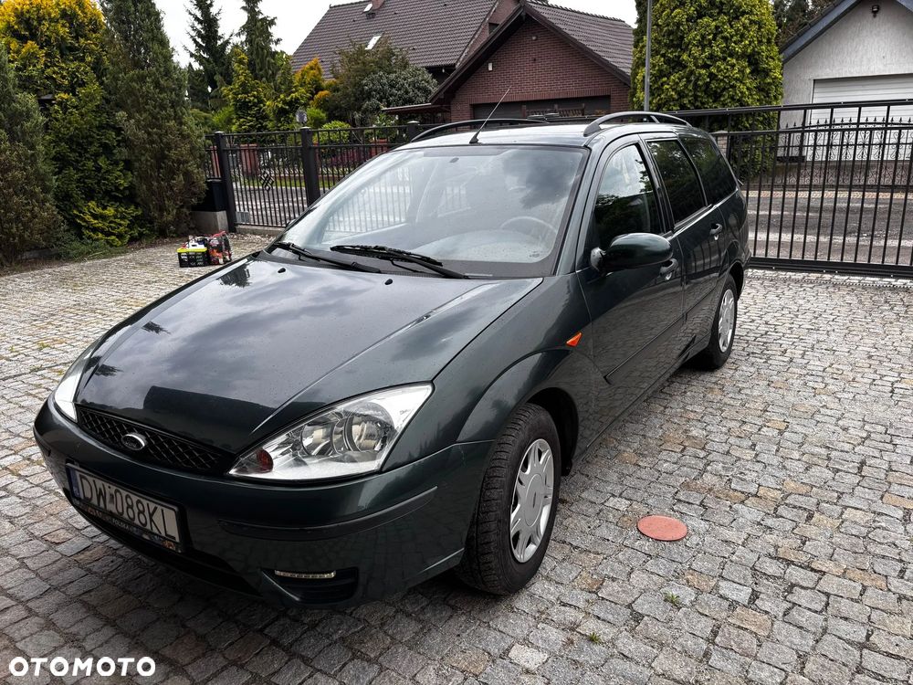 Ford Focus 1.6 X100 - 1