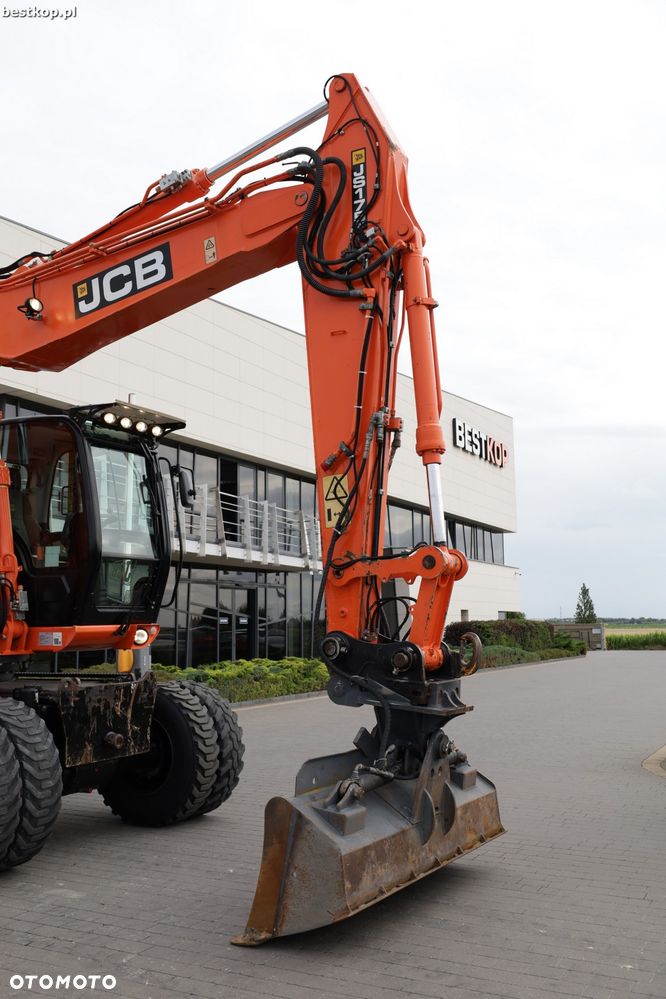 JCB JS175W - 19