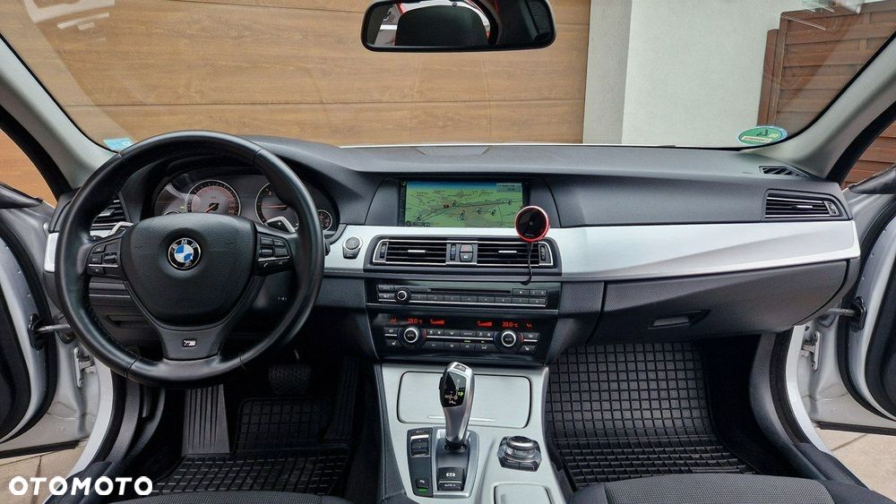 BMW Seria 5 - 23