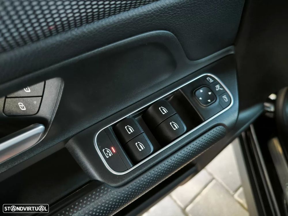 Mercedes-Benz GLB 180 d Style - 32