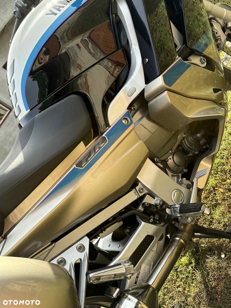 Yamaha FJR - 18