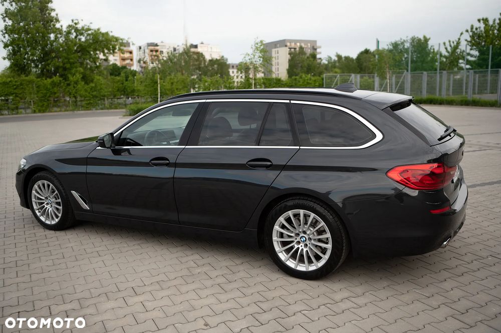 BMW Seria 5 520d Luxury Line - 19
