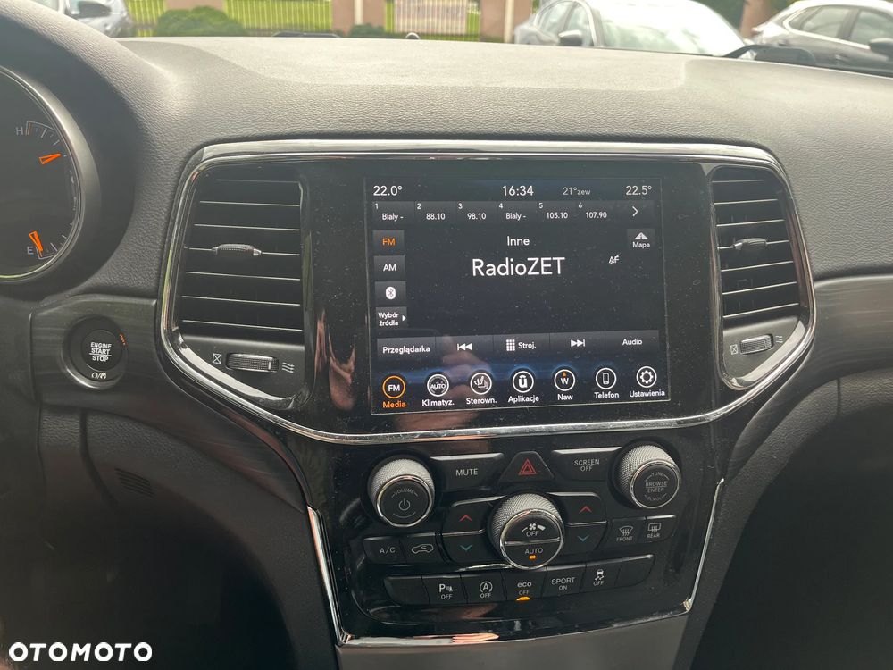 Jeep Grand Cherokee 3.6 V6 Pentastar 4WD Automatik Laredo - 39