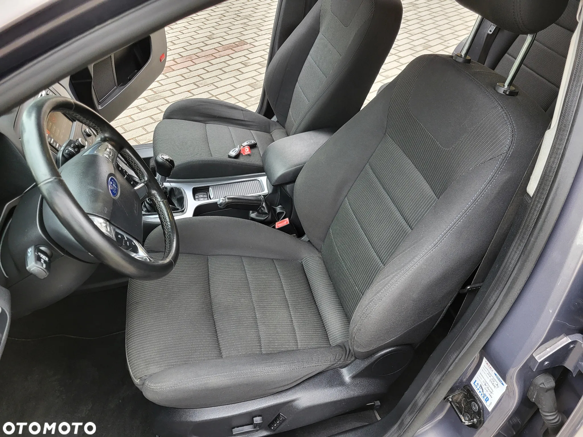 Ford Mondeo 1.6 T Titanium - 13