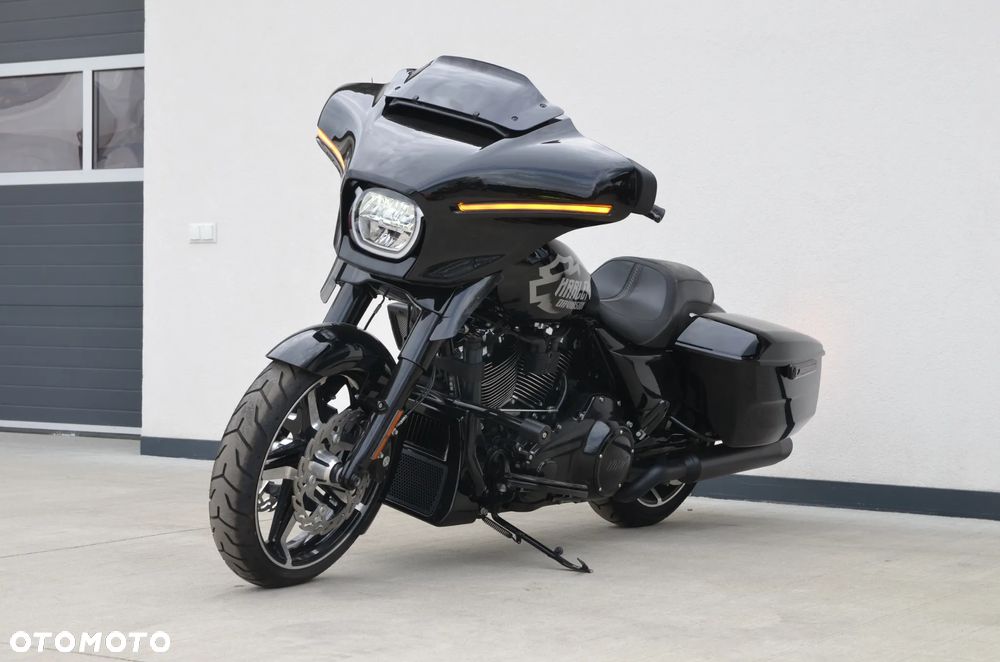 Harley-Davidson Touring Street Glide - 15