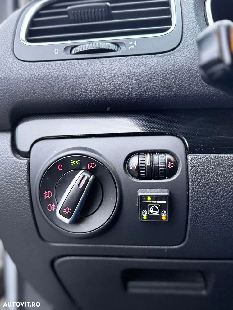 Volkswagen Golf 1.6 Edition - 11