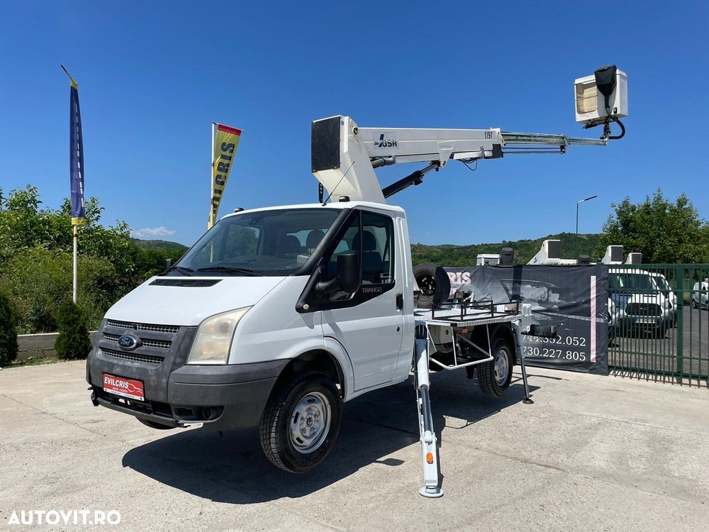 Ford Transit NACELA 4x4 18 M - 21