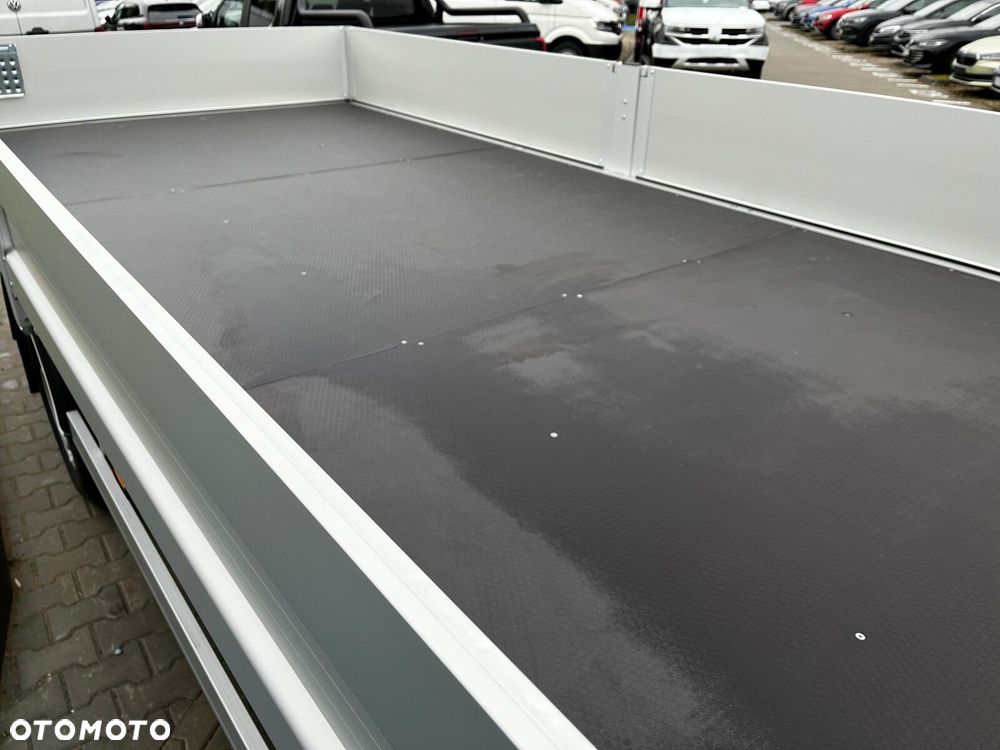 Volkswagen Crafter - 17