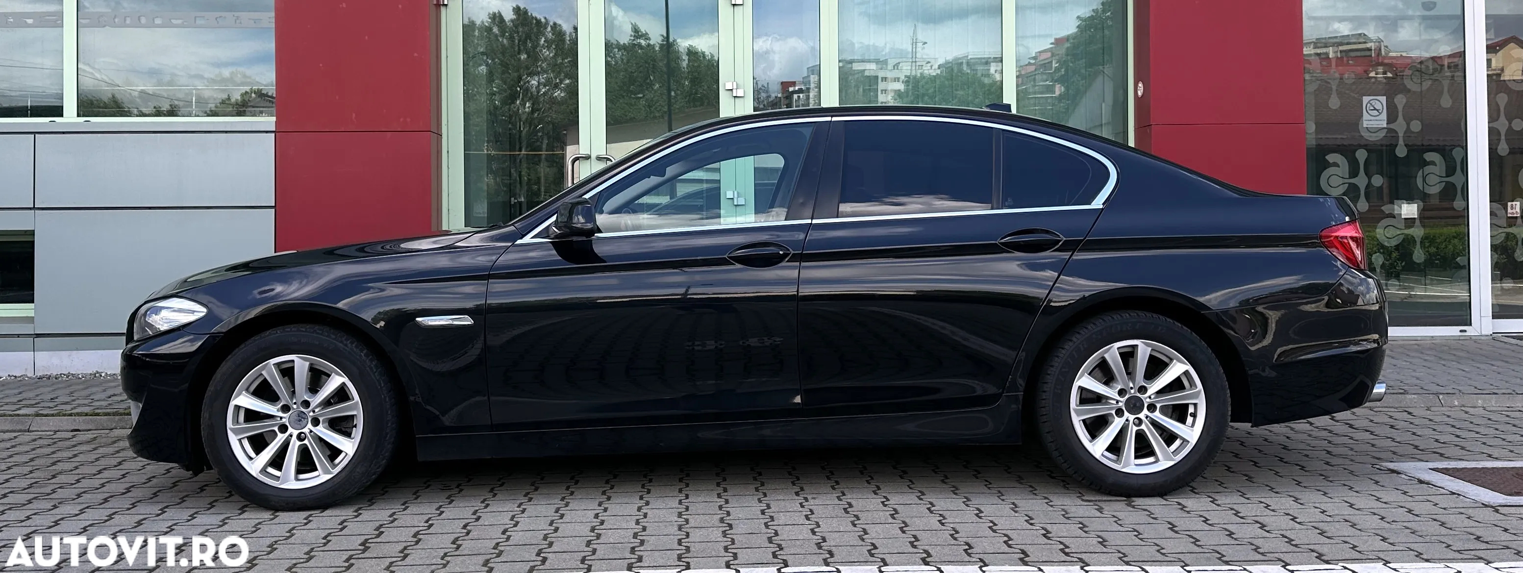 BMW Seria 5 - 24