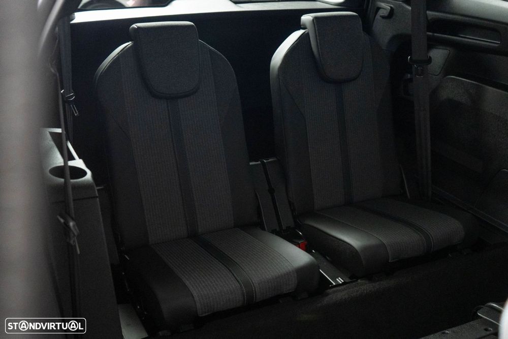 Peugeot 5008 1.2 Hybrid Allure e-DCS6 - 10