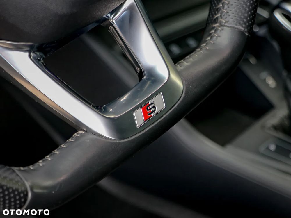 Audi Q3 40 TFSI Quattro S-Line S tronic - 18