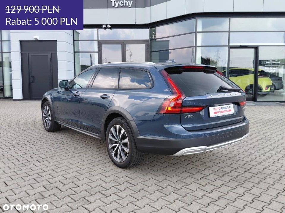 Volvo V90 Cross Country - 3