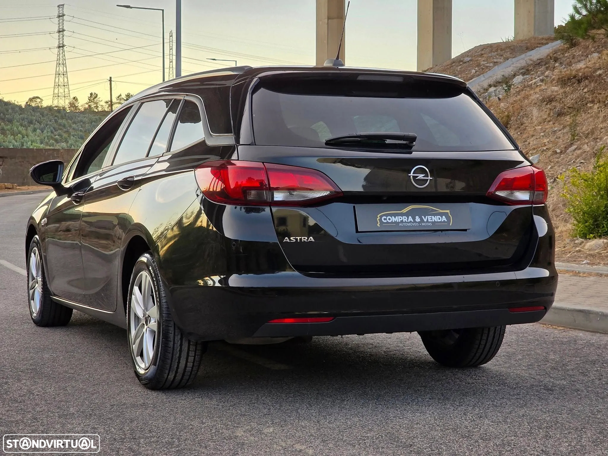 Opel Astra Sports Tourer 1.5 D Business Edition S/S - 4