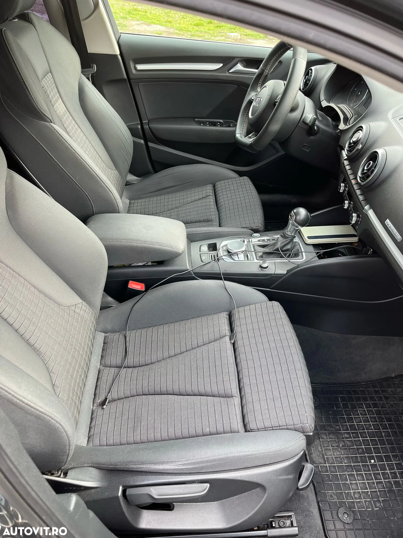 Audi A3 Sportback 2.0 TDI quattro Stronic Attraction - 3
