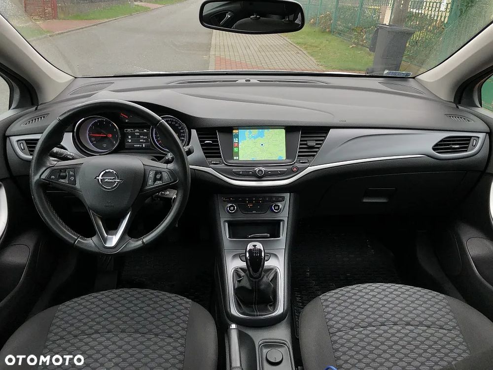 Opel Astra V 1.4 T Enjoy - 11