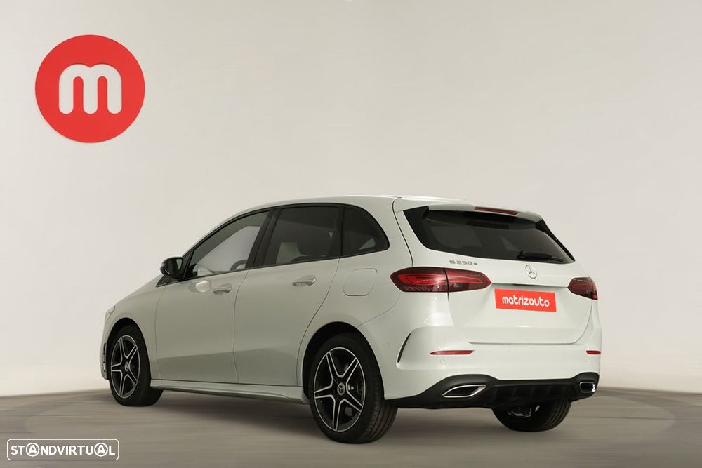 Mercedes-Benz B 250 e AMG Line - 3