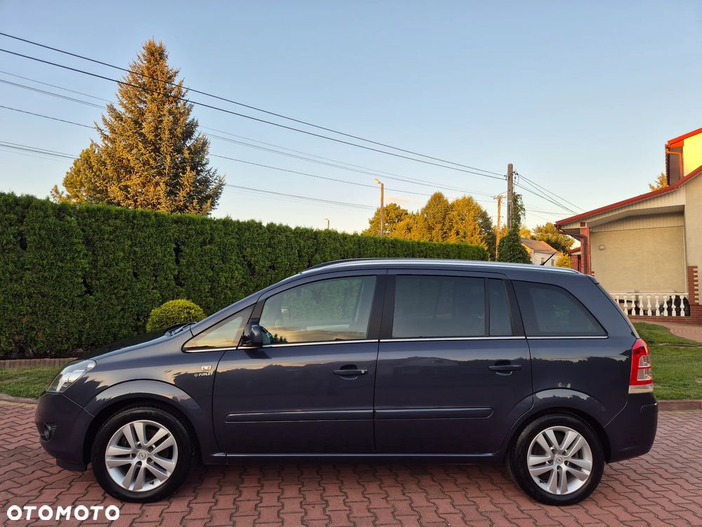 Opel Zafira - 3