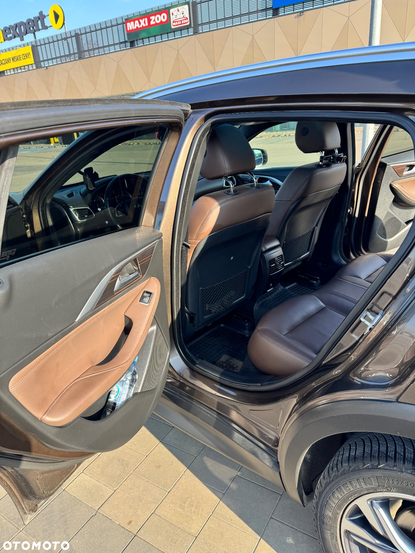 Infiniti QX30 2.2d Premium Tech AWD 7DCT - 34