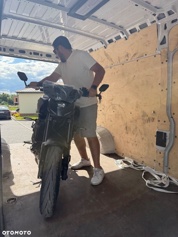 Yamaha MT - 10