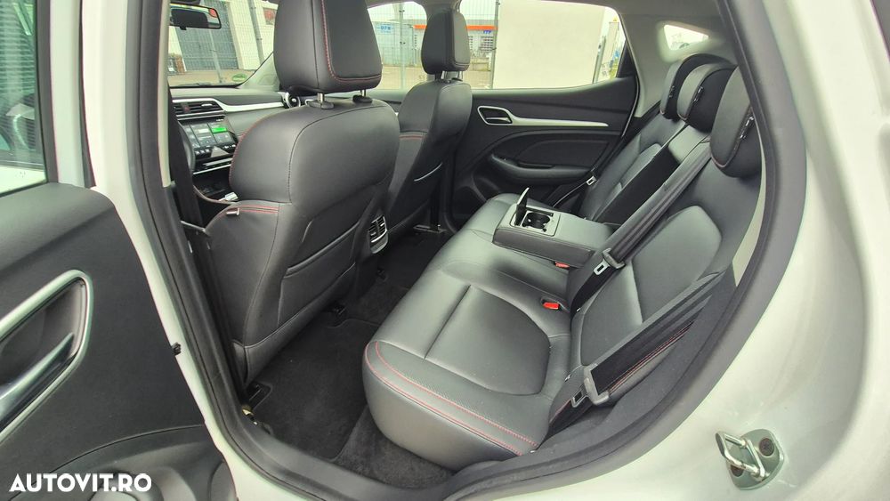 MG ZS EV Maximal Luxury - 15