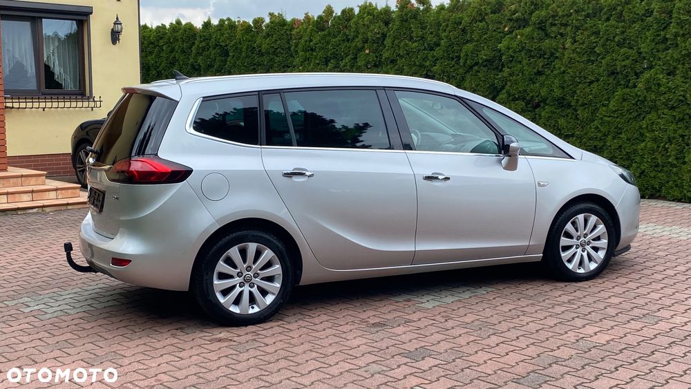 Opel Zafira - 11
