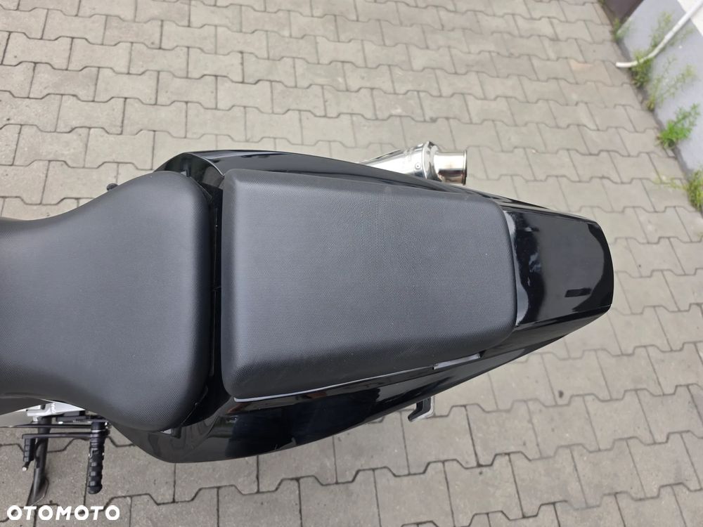 Suzuki SV - 32