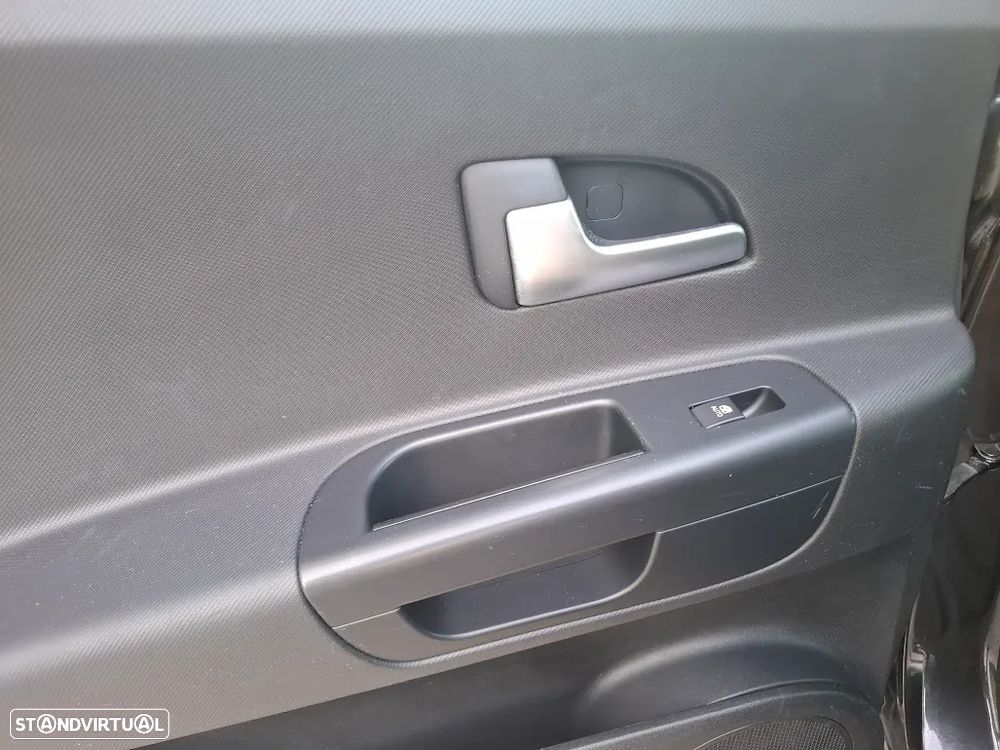 Kia Ceed 1.6 CRDi EX Eco - 26