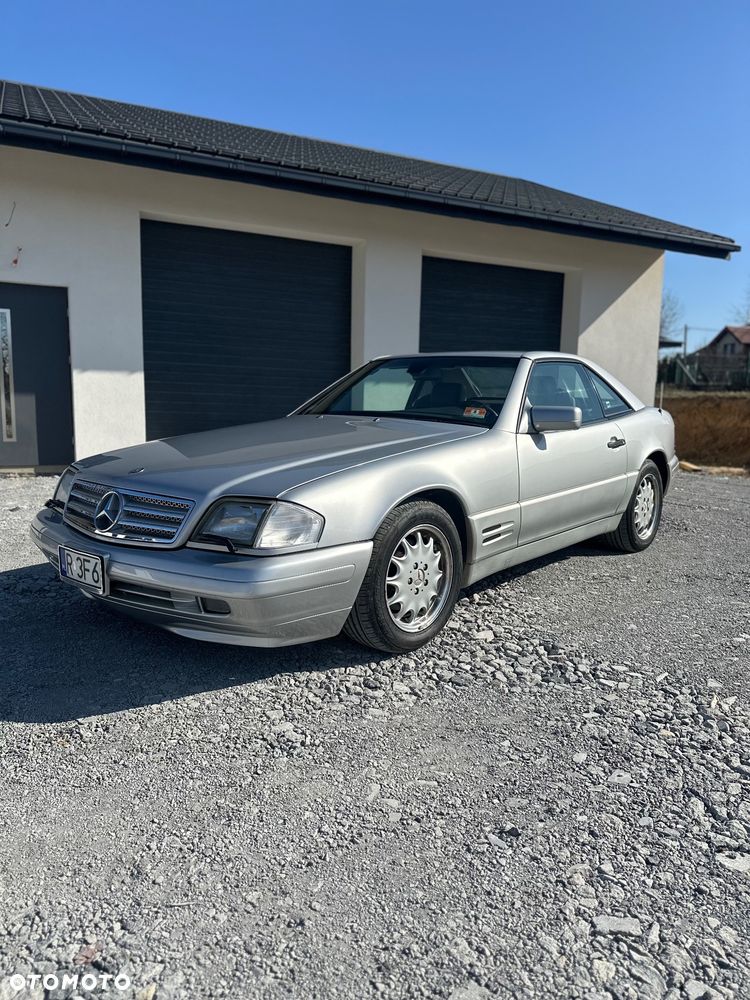 Mercedes-Benz SL - 21