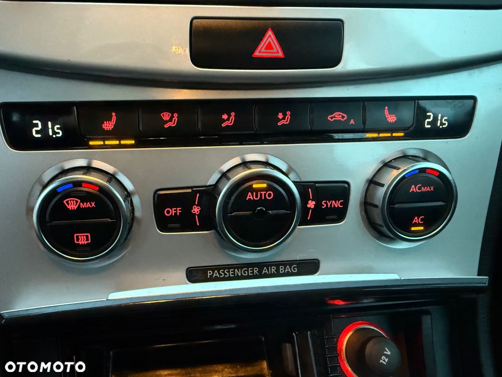 Volkswagen Passat - 20