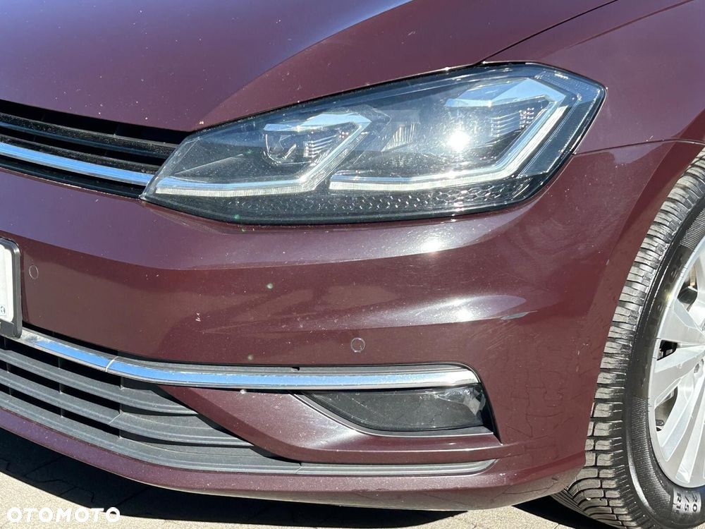 Volkswagen Golf - 34