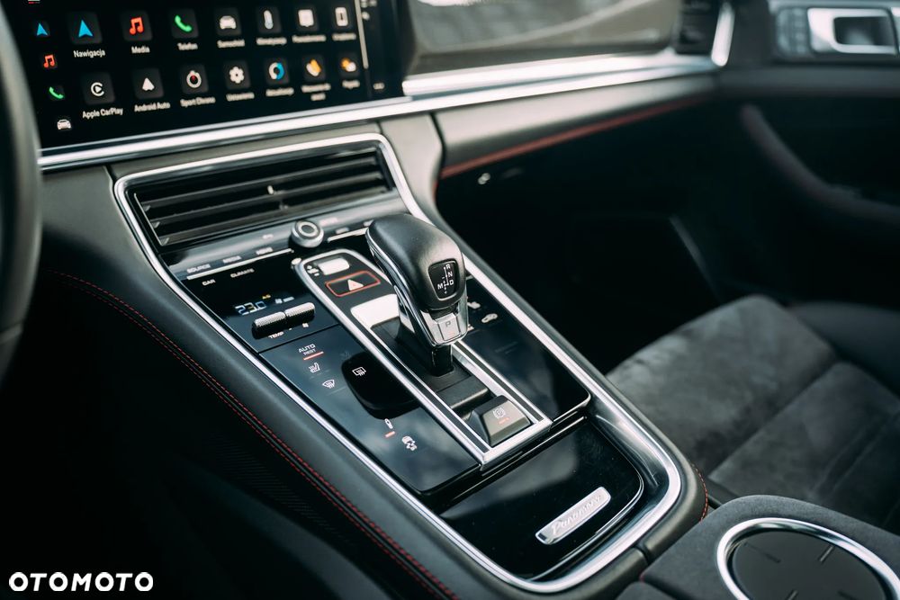 Porsche Panamera - 27